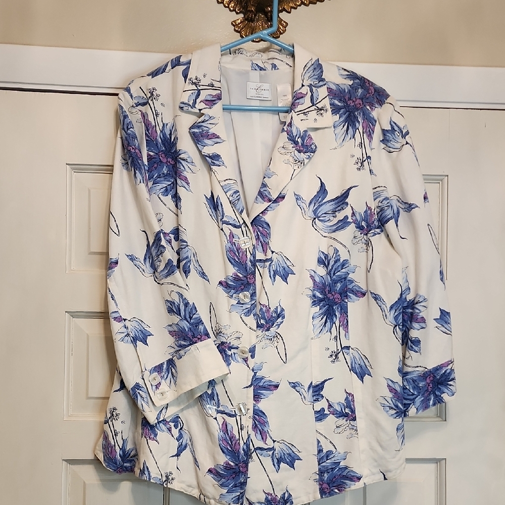 EMMA JAMES Linen Rayon Jacket Blue Purple Floral Design Darts, Pearlized Buttons